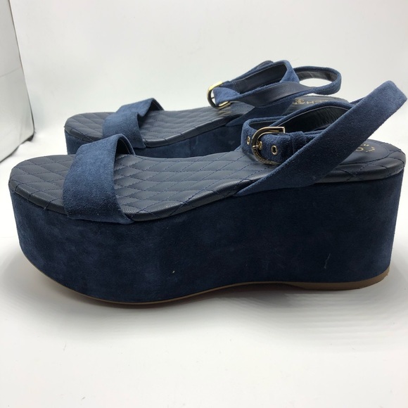 Chanel blue suede platform sandals - Picture 2 of 8